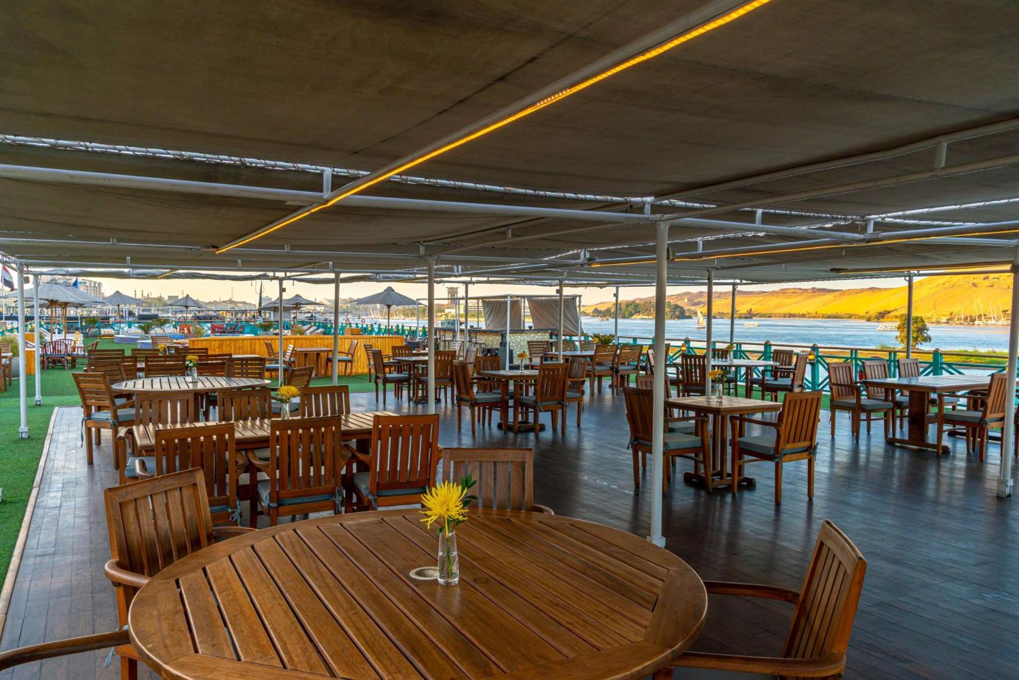 Sonesta Moon Goddess Cruise - From Aswan To Luxor - 03 & 07 Nights Every Friday Hotel Екстериор снимка